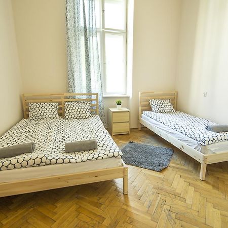 Hostel Al Fresco Krakow Ngoại thất bức ảnh