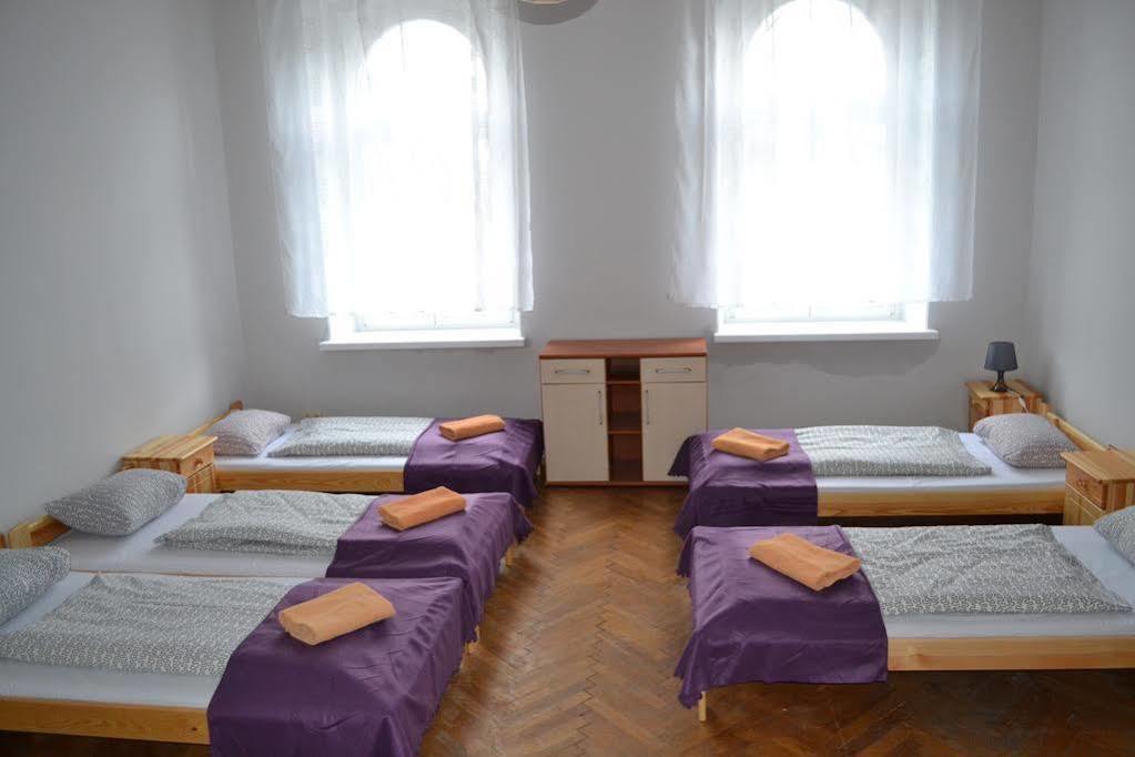 Hostel Al Fresco Krakow Ngoại thất bức ảnh